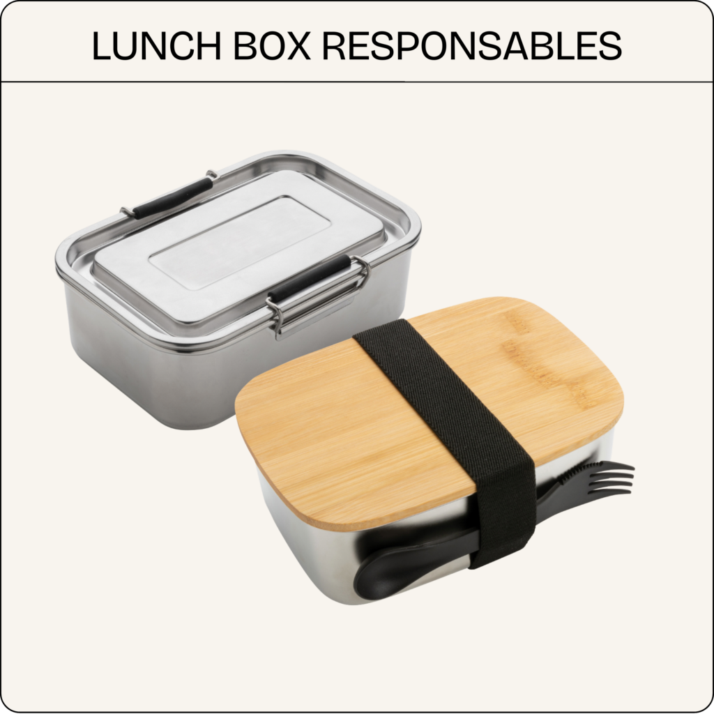Lunch box réutilisables en inox présentées sur fond clair, boîtes rectangulaires avec couvercles métalliques et couvercle en bois maintenu par un élastique.