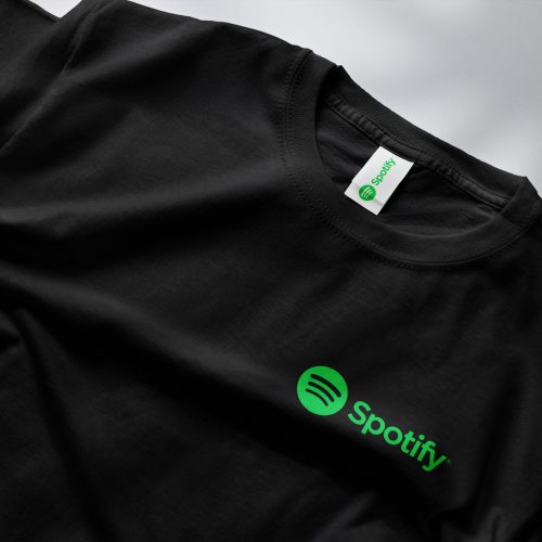 Cropped_T-Shirt_Mockup